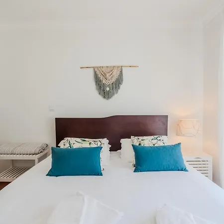 West Coast House - * Santa Cruz